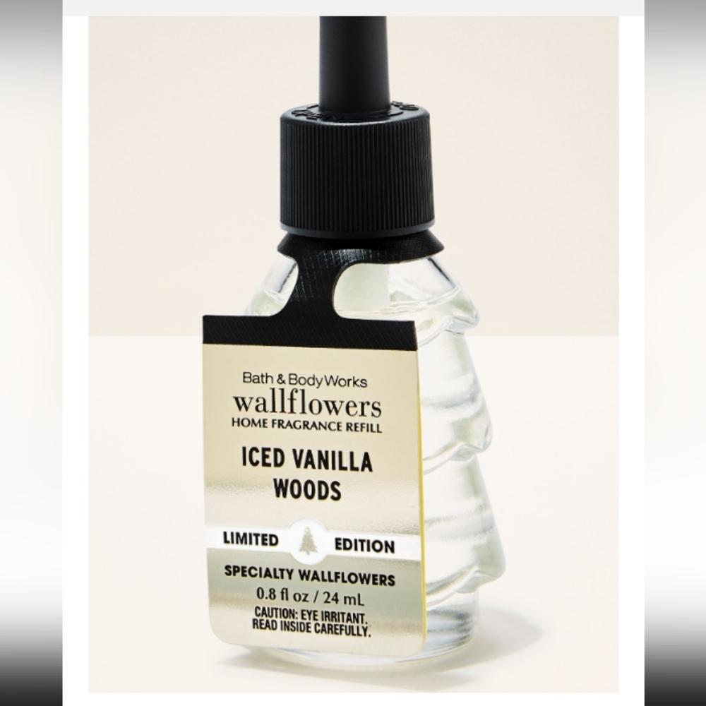 Bath & Body Works Iced Vanilla Woods Wallflowers Refill - Gold and Black